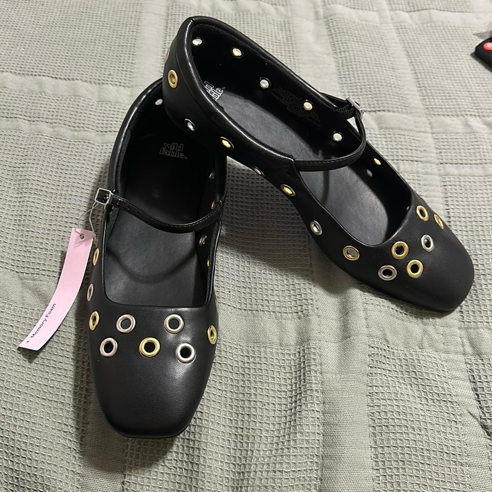 Women's Elsa Mary Jane eyelets Ballet Flats with Memory Foam Insole - Wild Fable